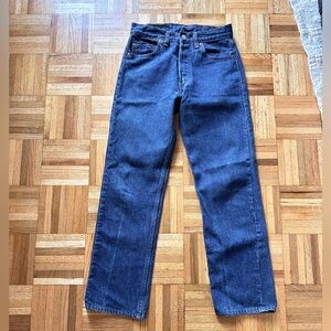 Vintage 90s Levi’s 501 jeans, dark wash size 25-26